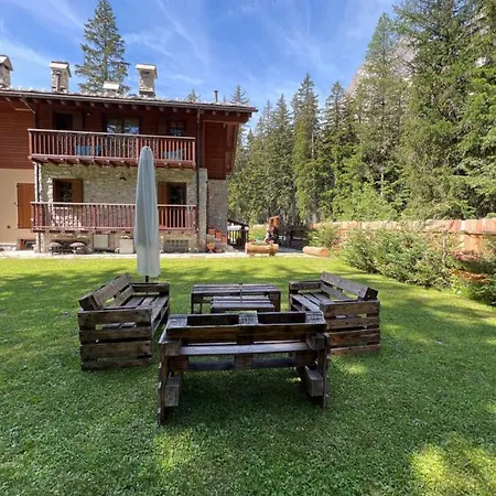 Wildhomes Wild Wolf Courmayeur